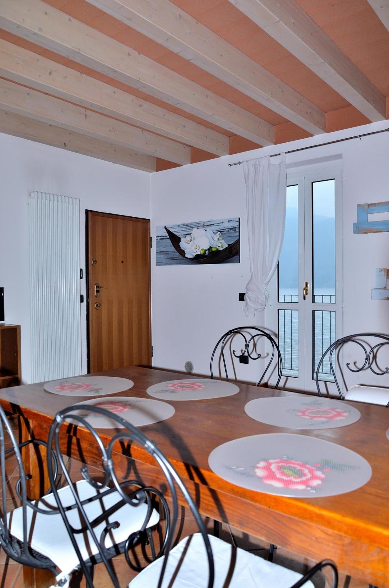 White Garden - Apartment With Access To The Lake Lierna Dış mekan fotoğraf